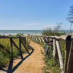 Comfortable Flat Near The Sea With Garden Apartment *