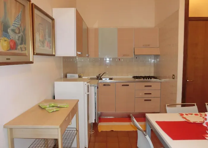 Daire Comfortable Flat Near The Sea With Garden Bibione