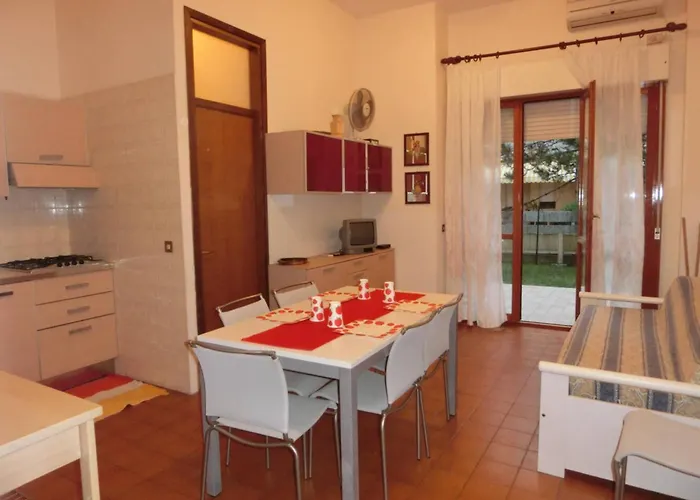 Comfortable Flat Near The Sea With Garden Appartamento *